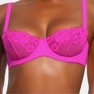 NWT Skims Femme Lace Scoop Bra Fuchsia 36A